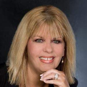 Meet your Posher, Gail